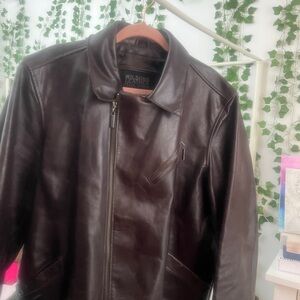 Wilsons Leather Brown Lightweight Jacket Sleek Design